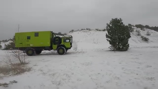 Wie schön die winterliche Natur sein kann – und genau deshalb halten wir an.